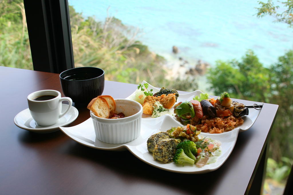 Petit Resort Native Sea Amami Tatsugo Экстерьер фото